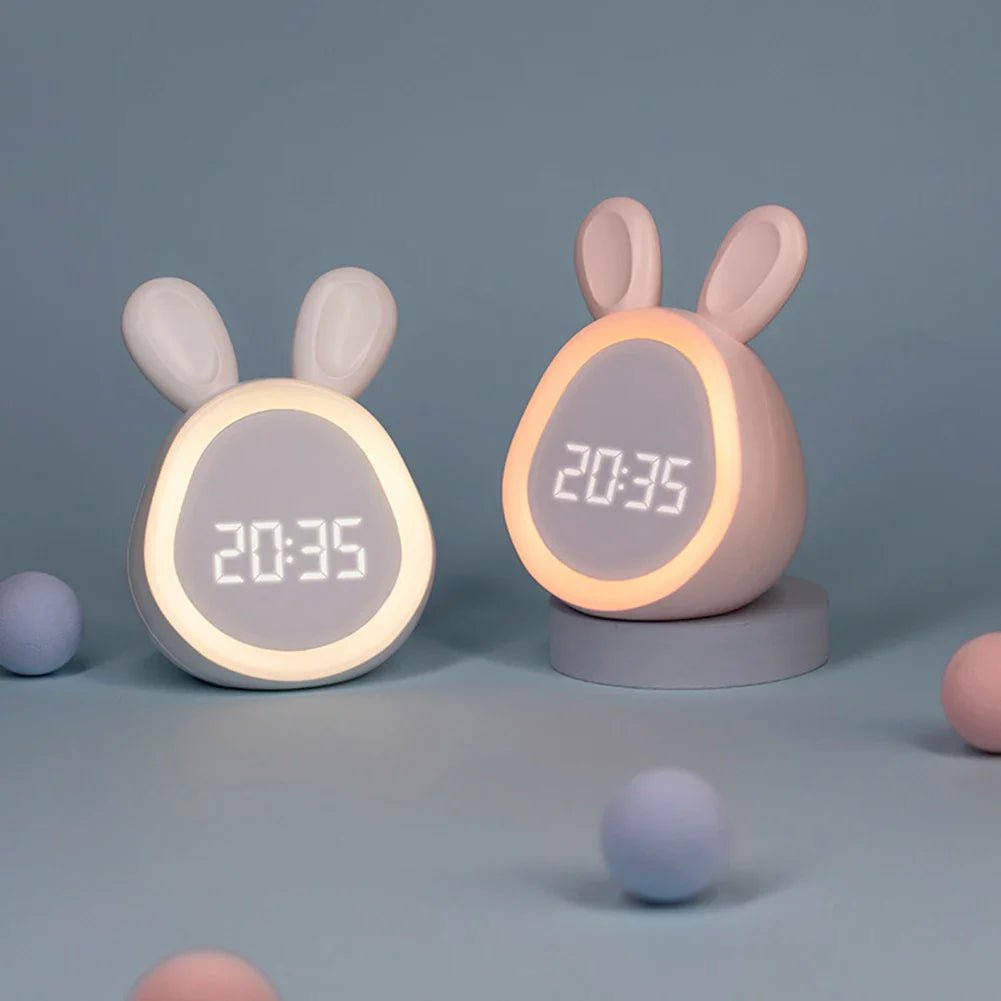 Sødt kaninformet vækkeur med LED natlys - BunnyBeam