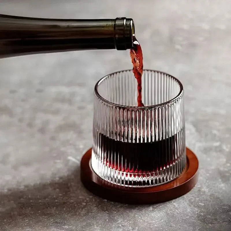 Elegant whiskyglas med snurrfunktion i Japan-stil