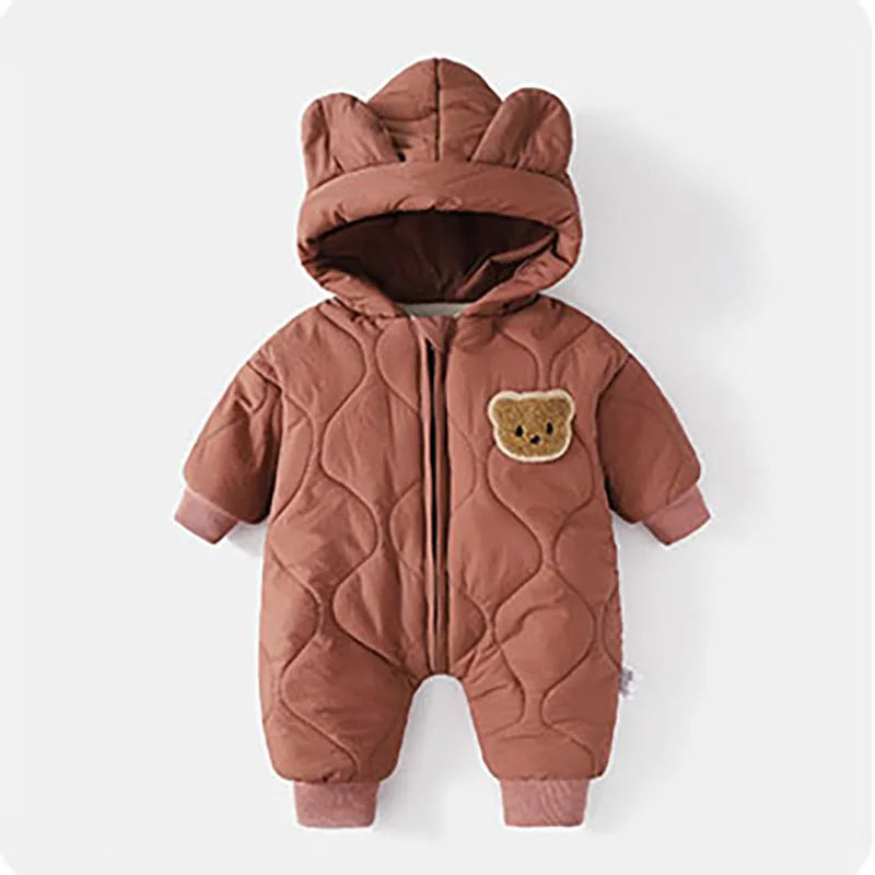 Söt vinteroverall till baby med huva och björnmotiv – mjuk och varm