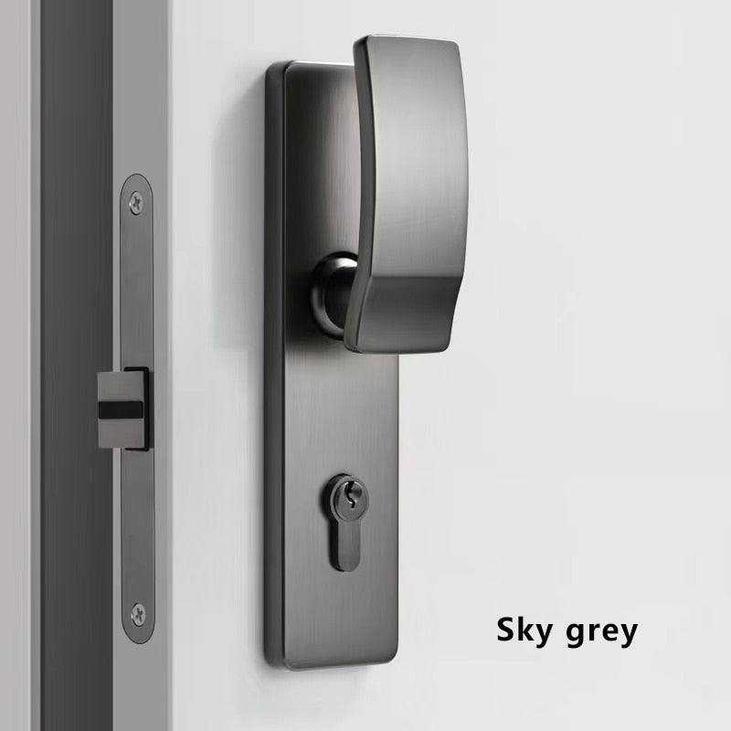 Modernt dörrhandtag med lås i lyxig design