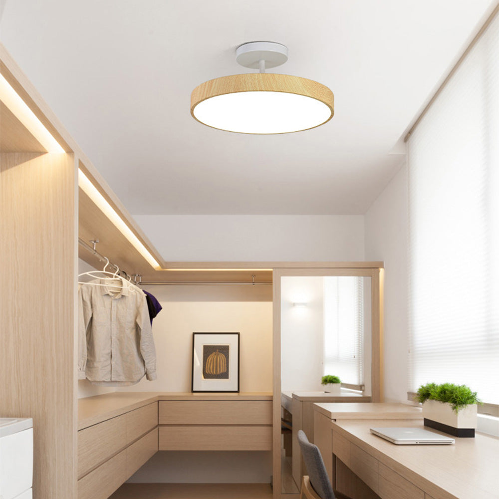 Stilfuldt Loftlys i Træ med Energibesparende LED