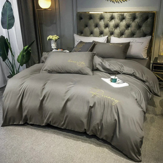 Elegant lyxigt sänglinne med broderad design