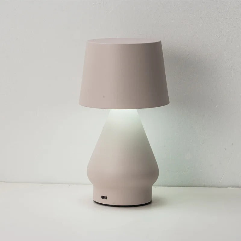 Stilren Skandinavisk Natlampe med Beroligende Lys
