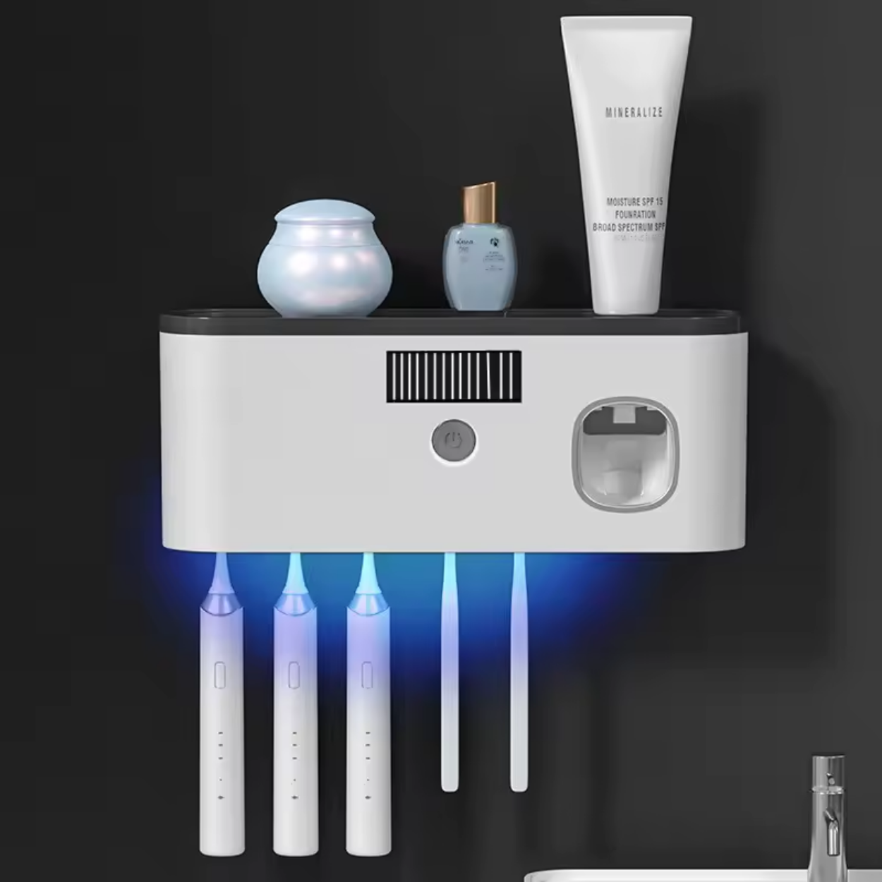 Väggmonterad UV-sterilisator för Tandborstar med Tandkrämsdispenser
