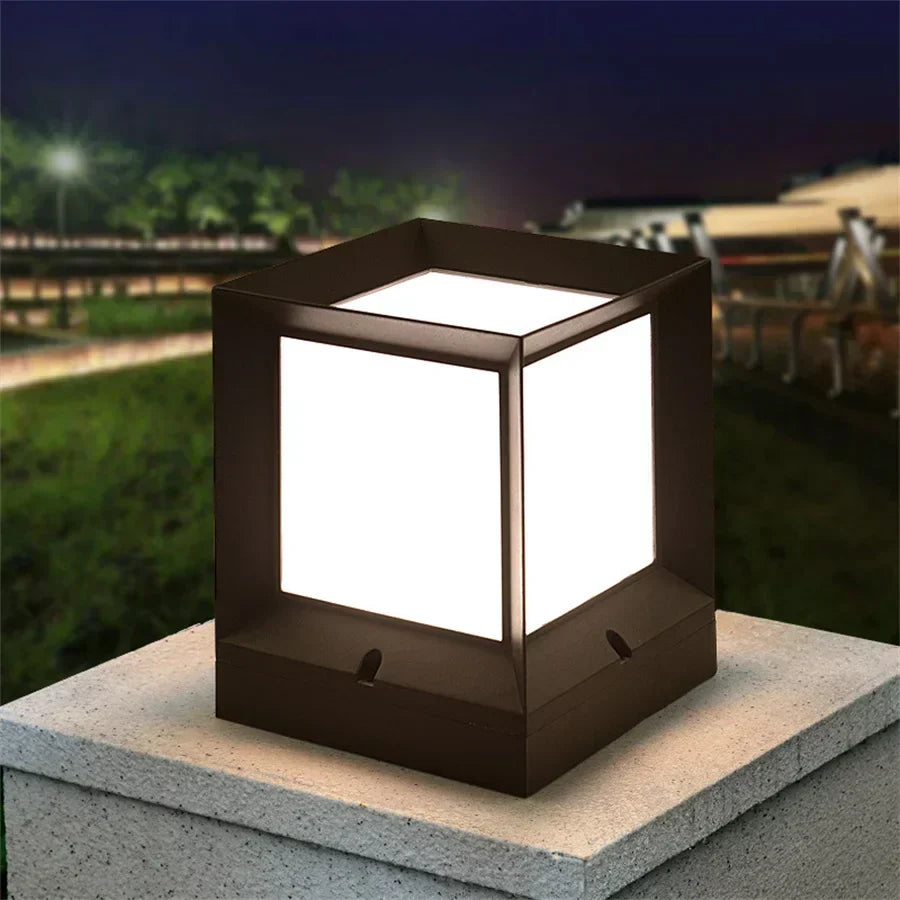 Modern LED Utomhuspollare med Mjukt Ljus