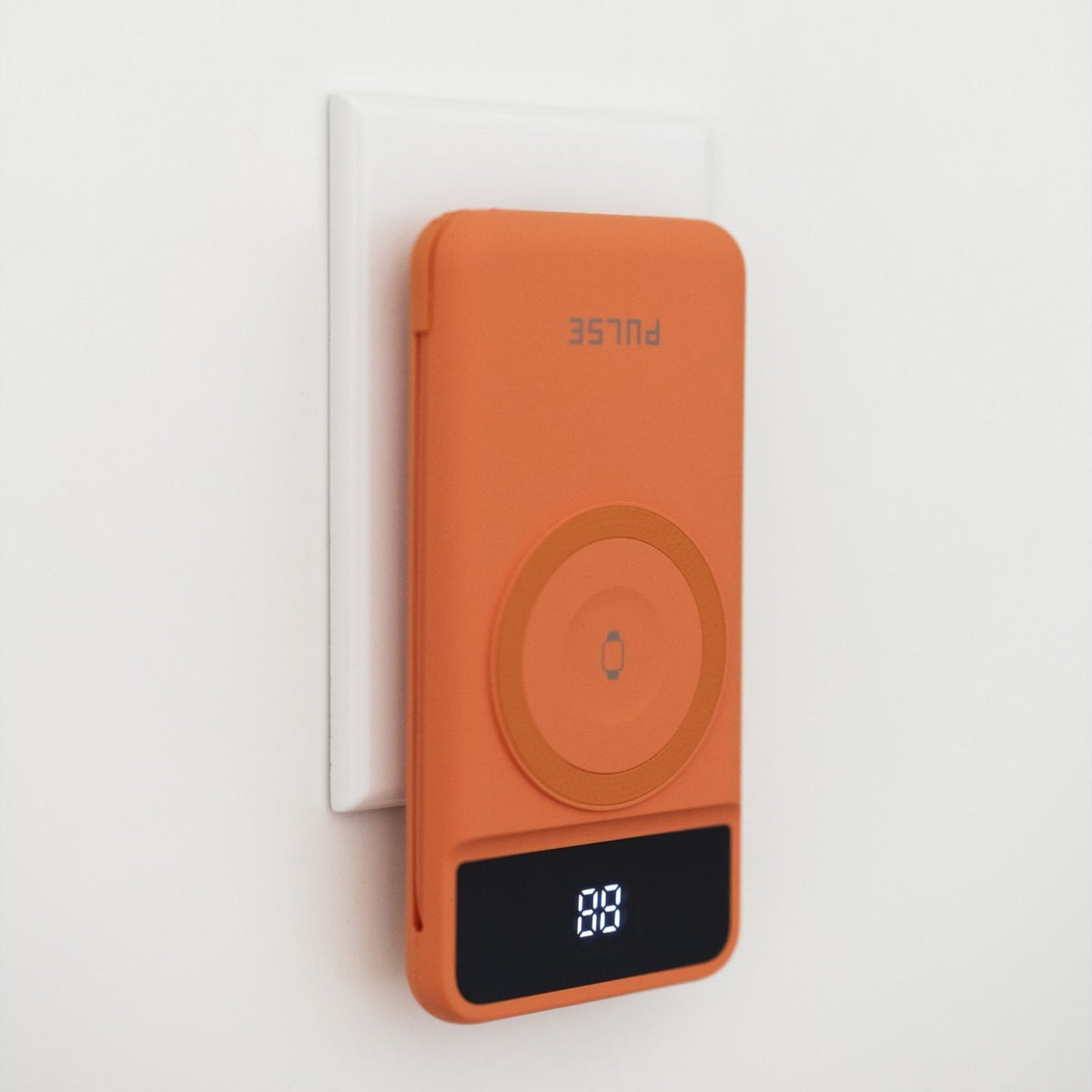 10.000 mAh Powerbank med Reiselader | 5-i-1 Qi Oplader med kabler