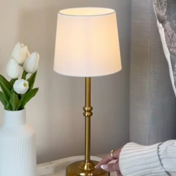 Trådløs Retro Bordlampe med Lang Batterilevetid og Dæmpning