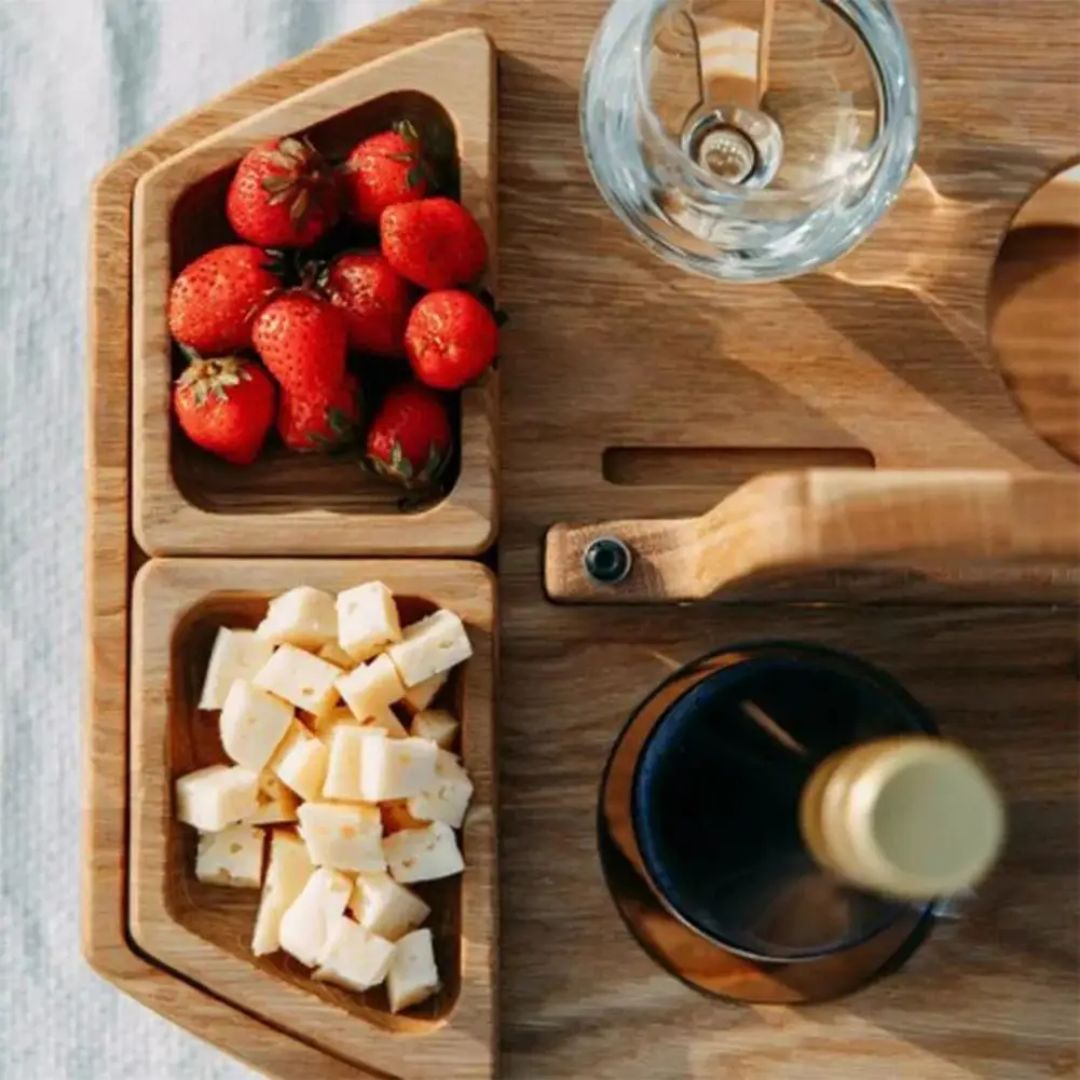 Fällbart vinställ i trä – Eindhoven design för transport