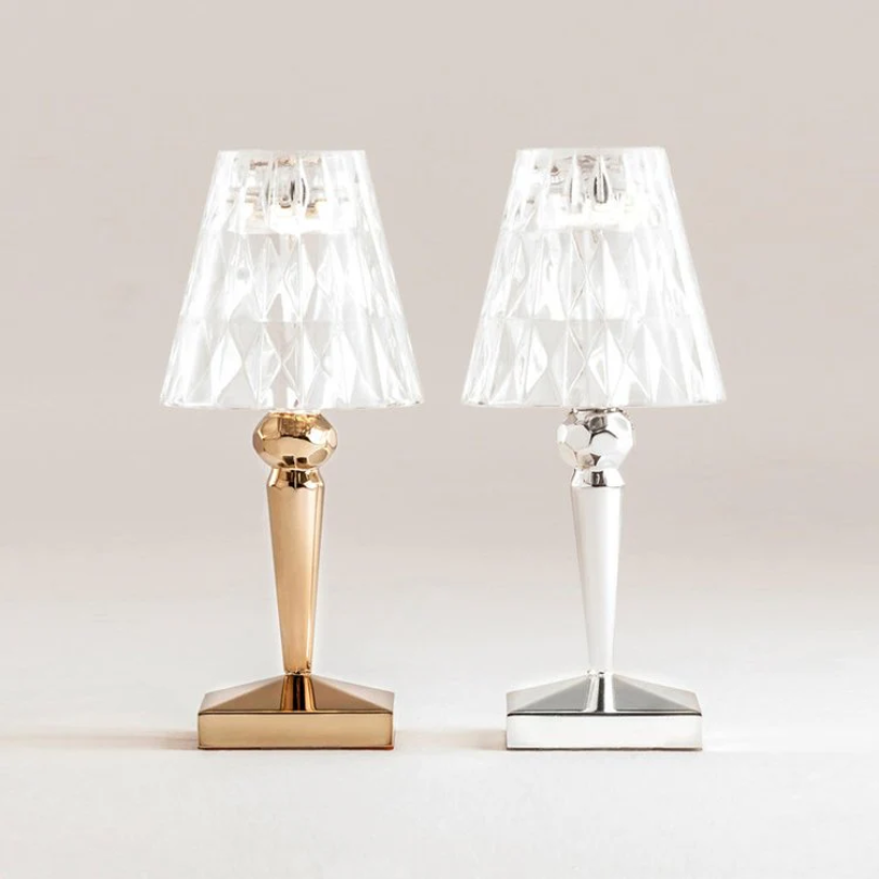 Dekorativ modern bordslampa i kristall med varmvitt ljus E27