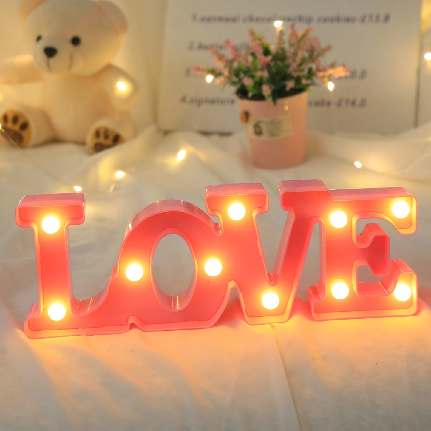 LED LOVE Skylt - Batteridriven Belysning för Romantisk Inredning