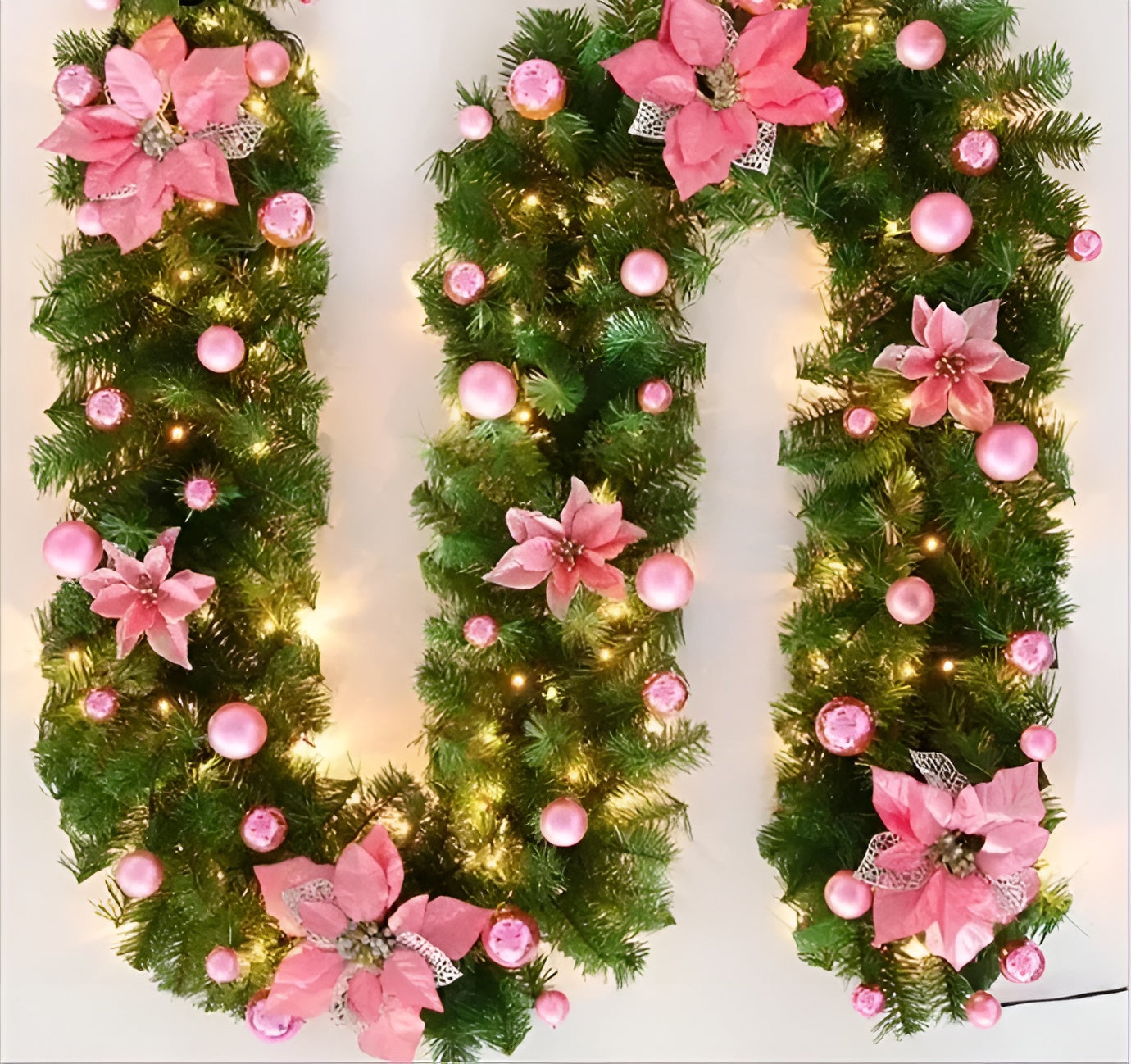 Festlig Rattangirlande med LED-lys – 270 cm Dekoration