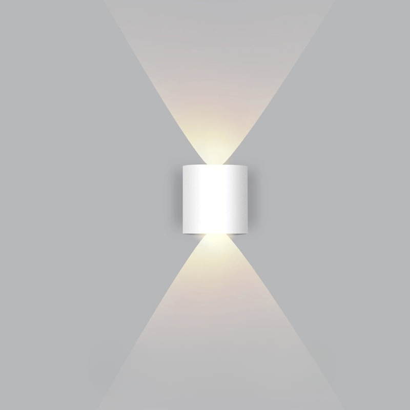 Vejrbestandig LED Væglampe til Udendørsbrug – Elegant Belysning i Aluminium