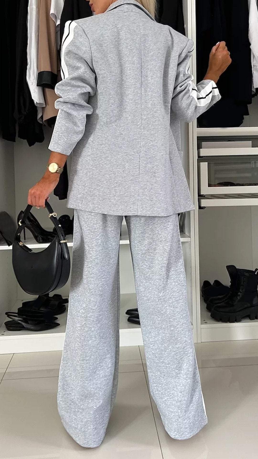 Chic look med 2-delat set – kavaj och avslappnade byxor
