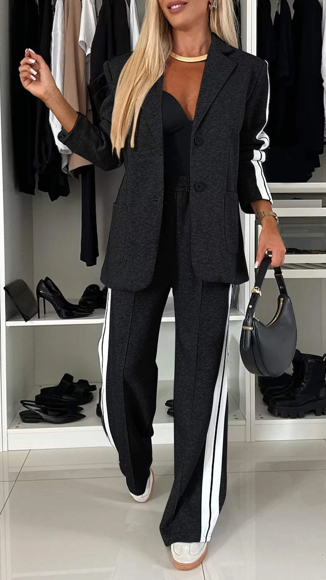 Chic look med 2-delat set – kavaj och avslappnade byxor
