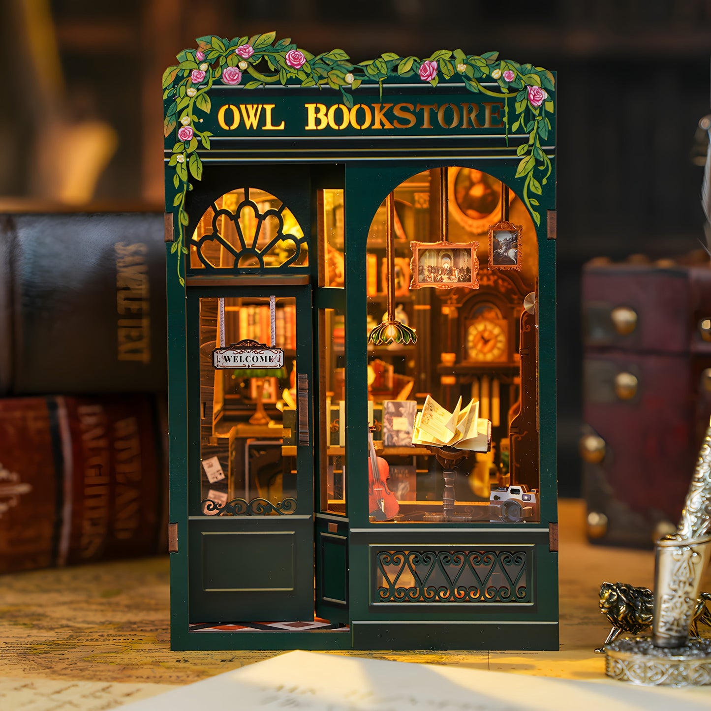 Miniature Bogbutik DIY – 3D Trækit med Belysning til Kreativ Dekoration