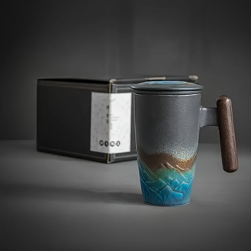 Handgjord keramisk temugg med praktisk infuser