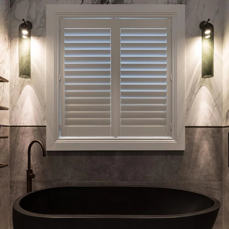 Elegant Væglampe med LED og Glasdesign til Moderne Hjem