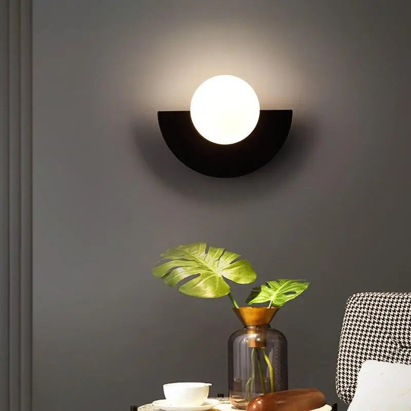 Moderne Væglampe med Blødt Lys – Stilfuld Geometrisk Design