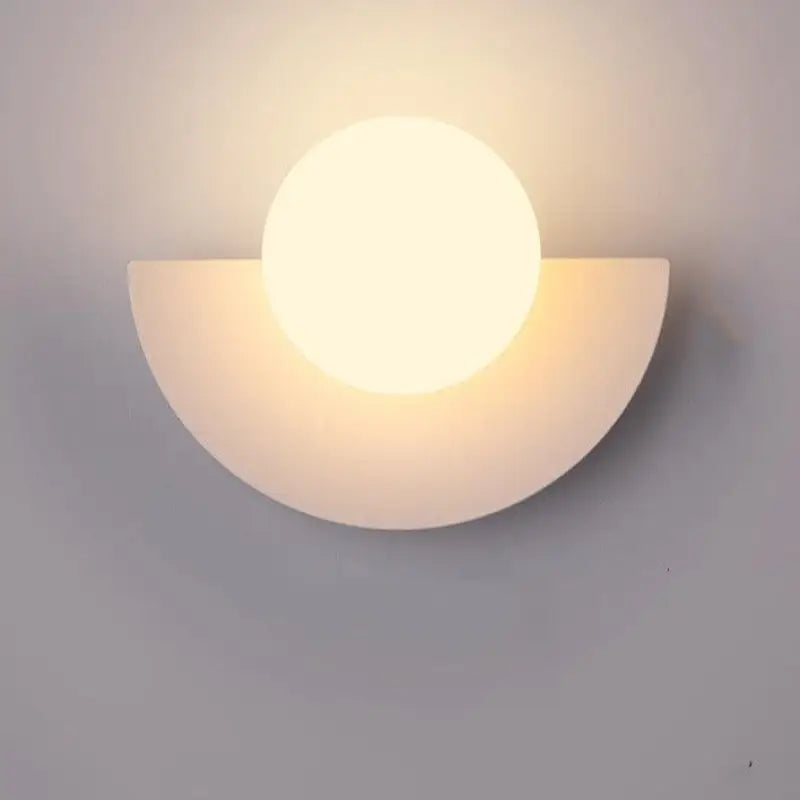 Moderne Væglampe med Blødt Lys – Stilfuld Geometrisk Design
