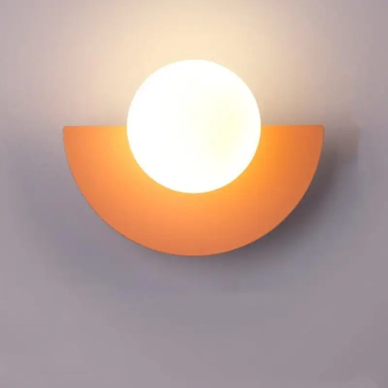 Moderne Væglampe med Blødt Lys – Stilfuld Geometrisk Design