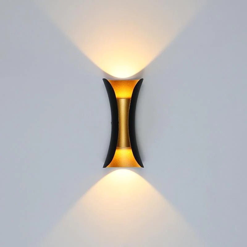 Modern Vattentät LED Utomhuslampa - Stil och Energibesparing