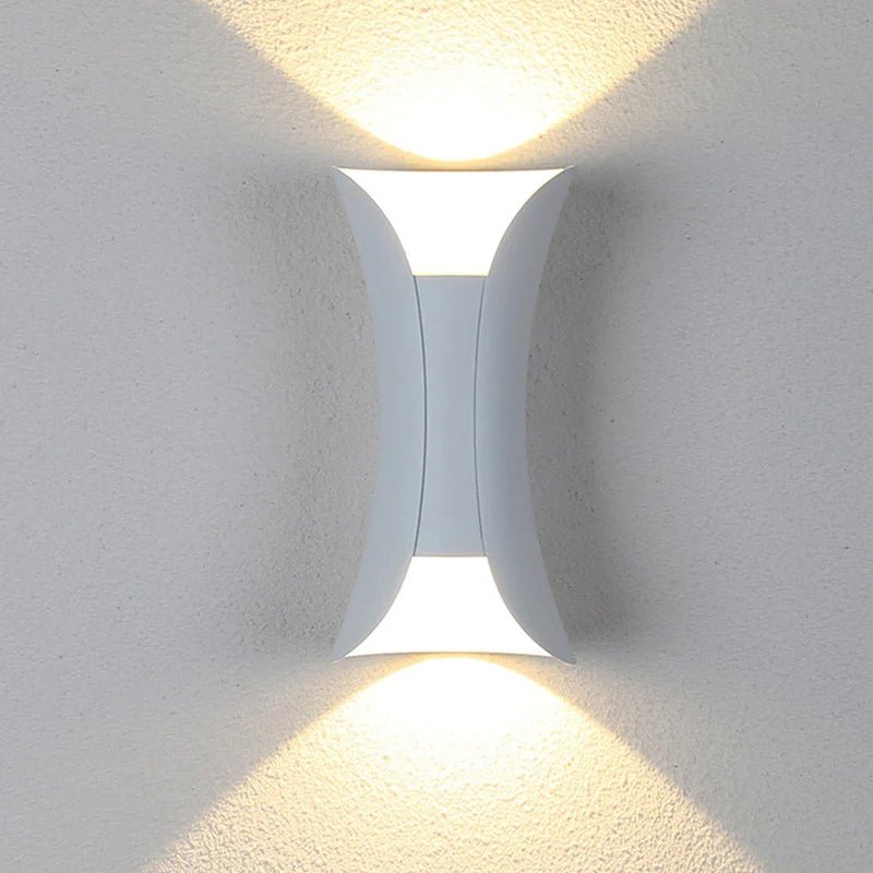 Modern Vattentät LED Utomhuslampa - Stil och Energibesparing