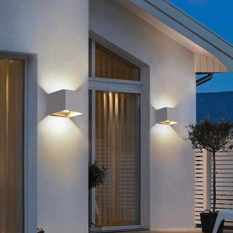 Vattentät LED-vägglampa – Elegant och Energibesparande