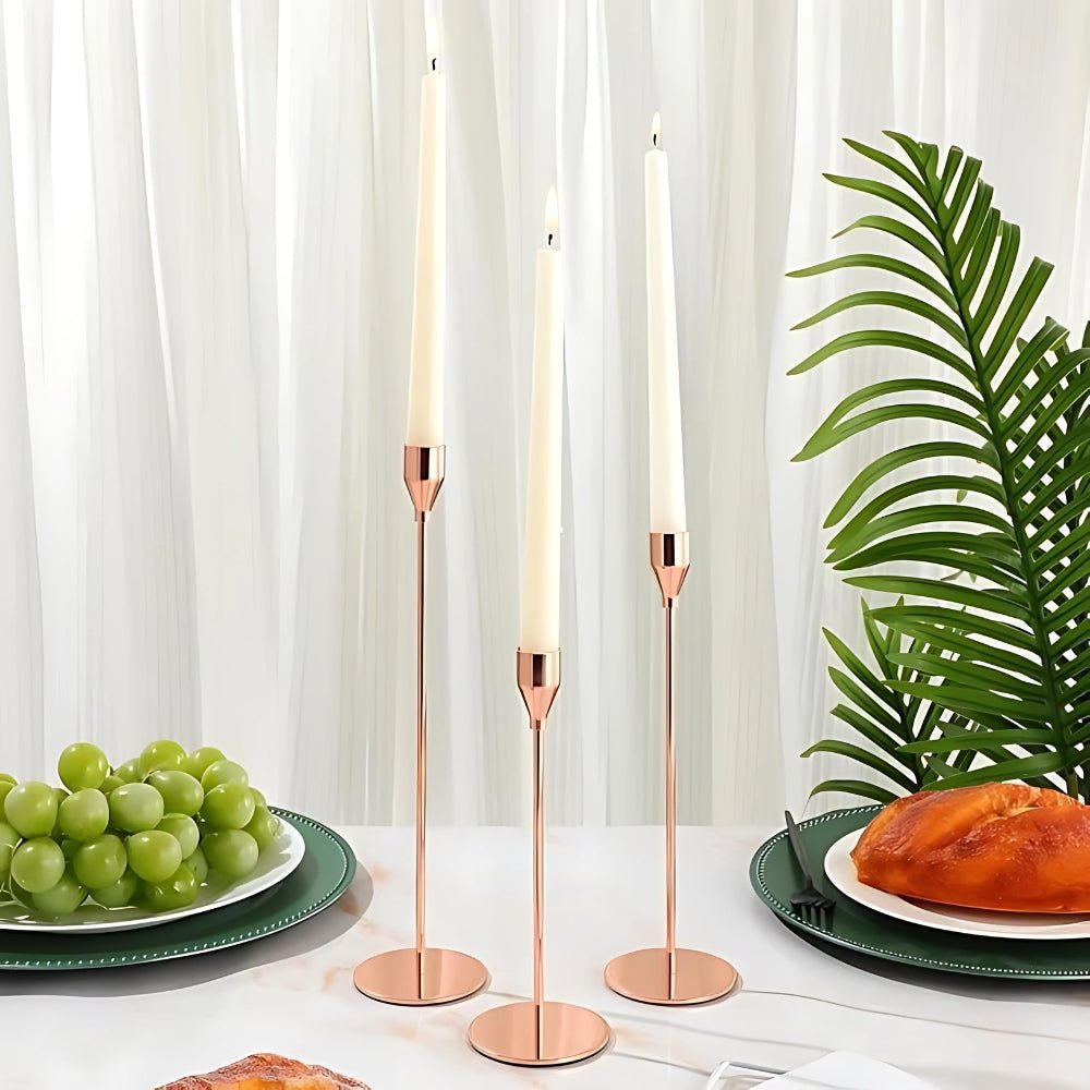 Moderna Ljusstakar i Stål - Elegant Design för Ditt Hem