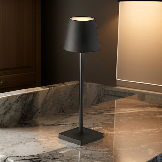 Trådløs LED-bordlampe med lang batterilevetid og fleksibilitet
