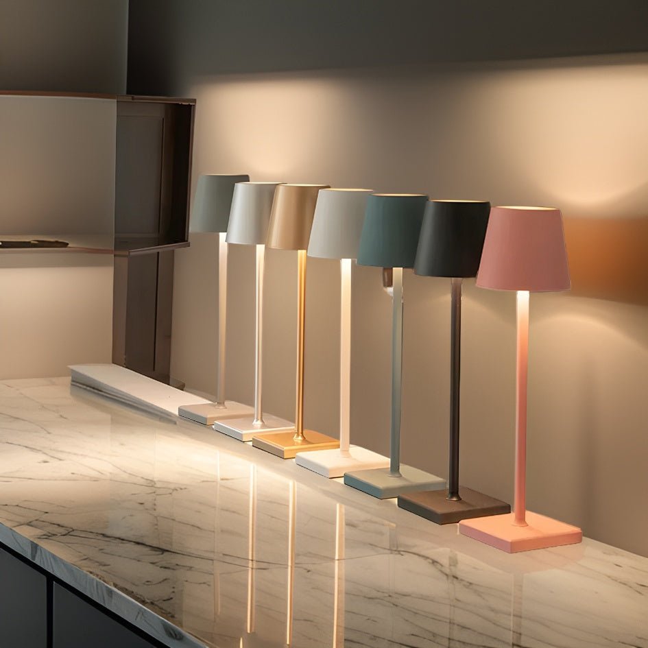 Trådløs LED-bordlampe med lang batterilevetid og fleksibilitet