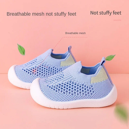 Børnesko – Legesneakers fra KomfyKicks
