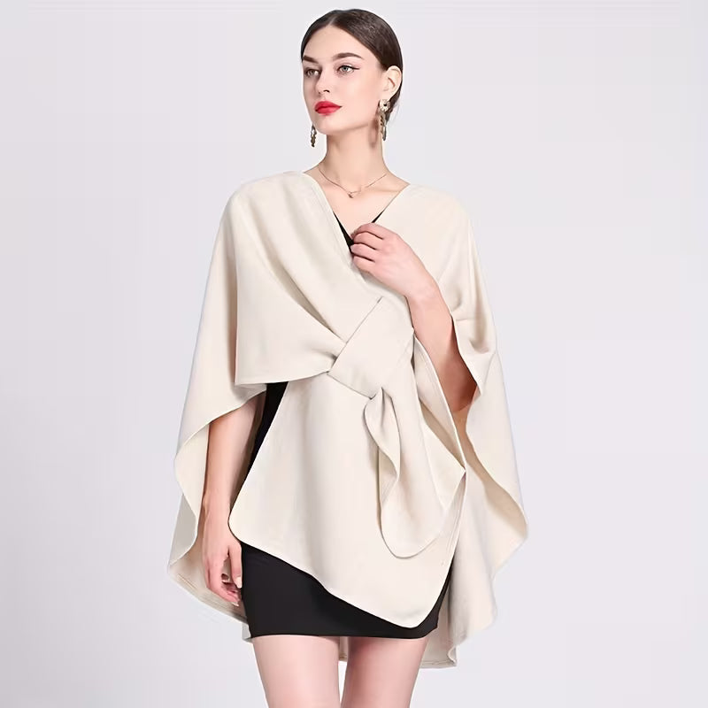 Elegant Poncho til Kvinder - Varm og Vindafvisende