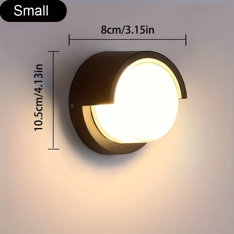 Modern LED-vägglampa för inom- och utomhusbruk med varmt ljus