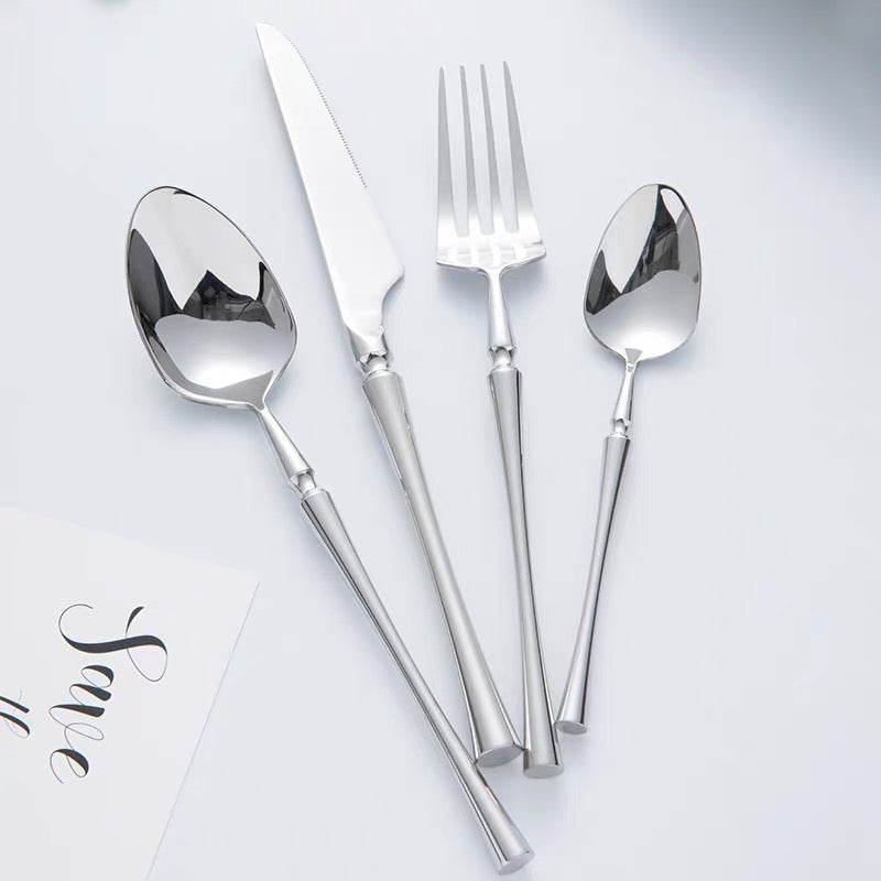 Elegant Sæt af 24 Stk. Rustfrit Stål Bestik – GlanzSet