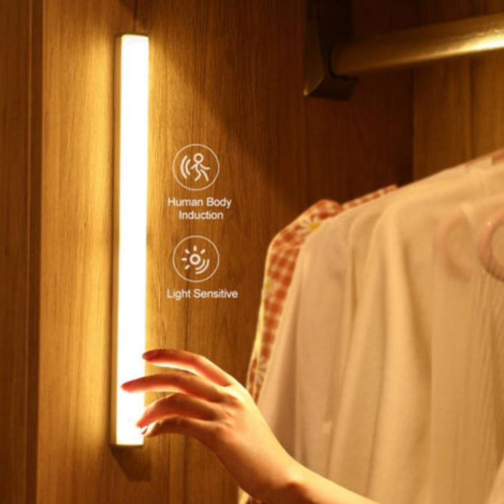 LED-sensor natlys – Energibesparende og trådløs komfort