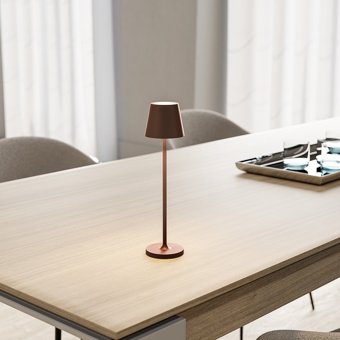 Bærbar LED-lampe med 10 timers trådløs lysoplevelse