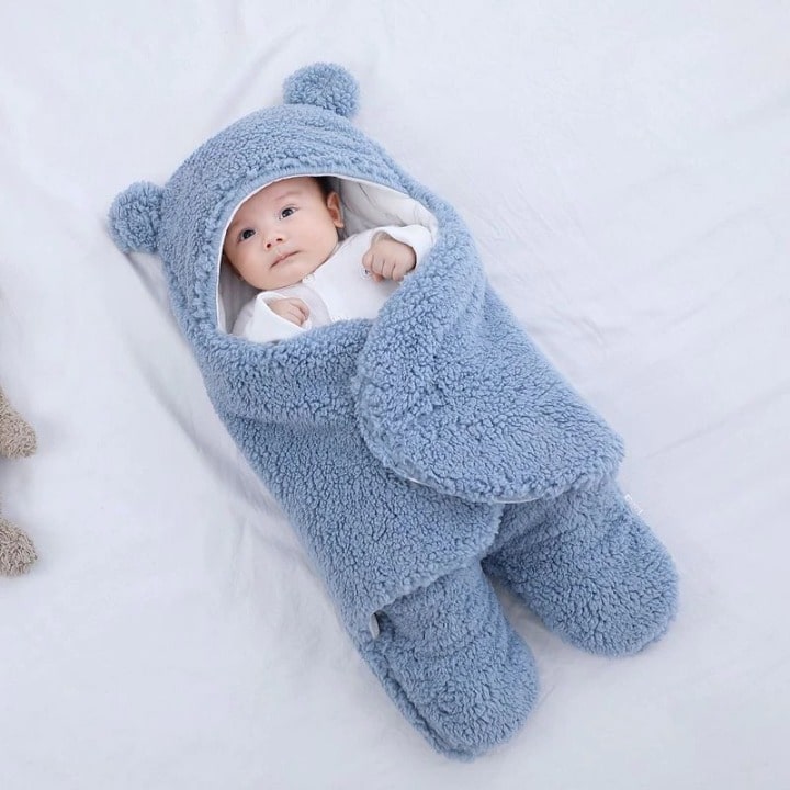 Varm og Beroligende Baby Svøb i Blød Fleece