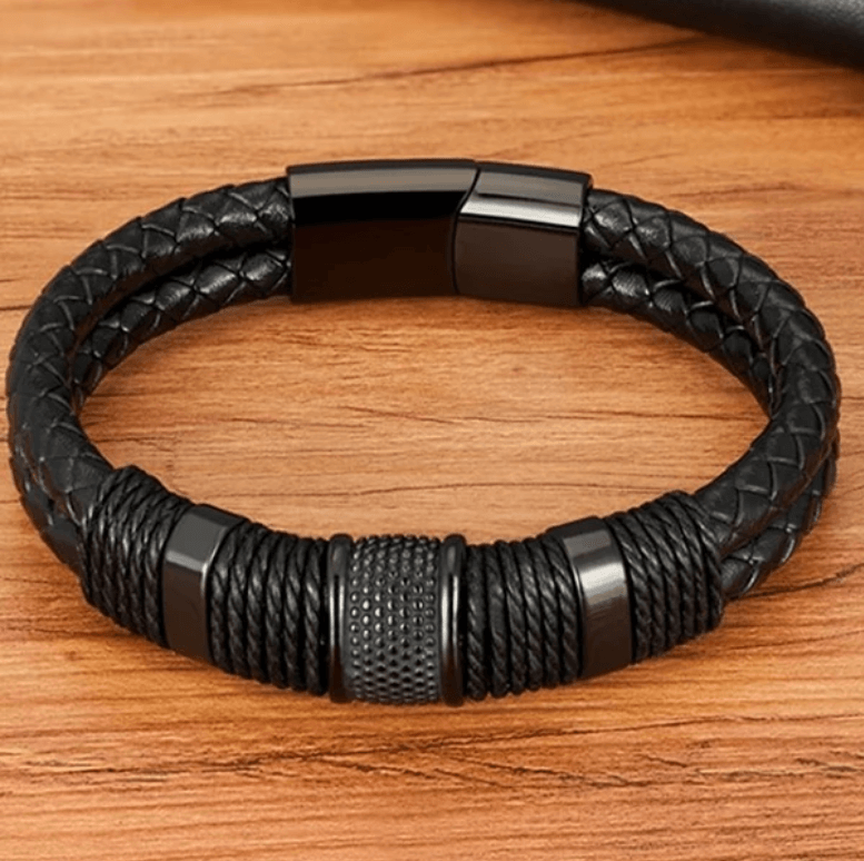 Elegant læderarmbånd med magnetisk lukning