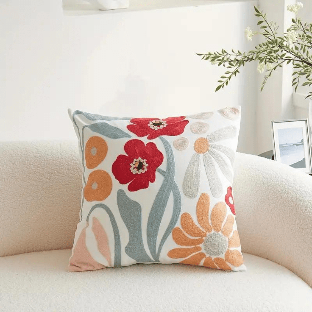 Blomstrende Pudeovertræk – Naturlig Elegance til Dit Hjem