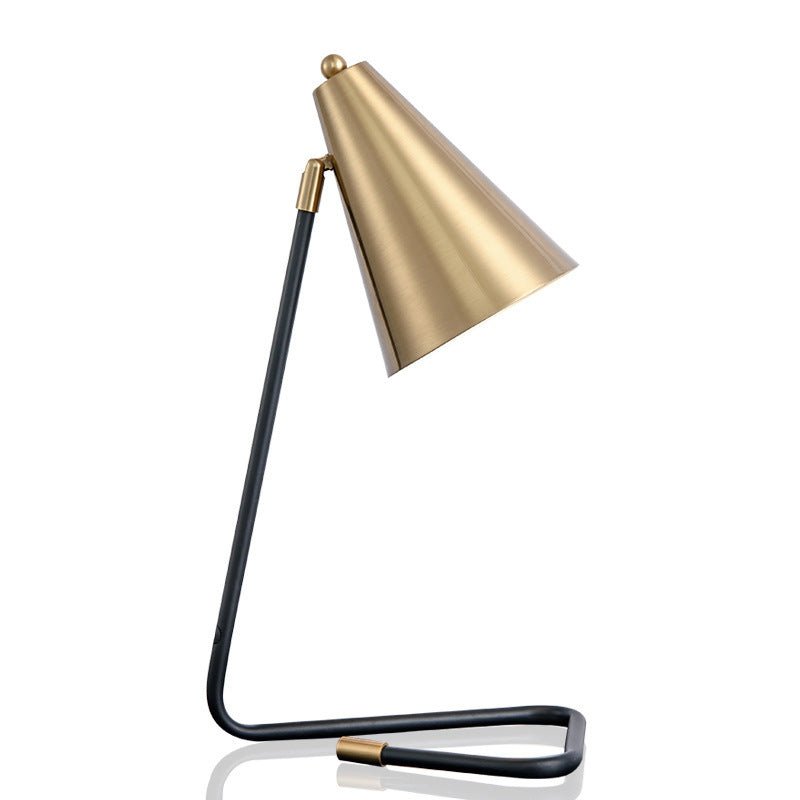 Stilfull bordslampa i brons med energisnålt LED-ljus