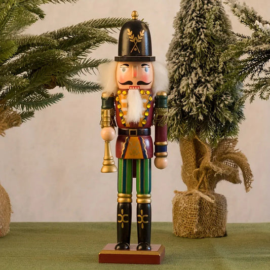 Nøddeknækker Soldat Figur i Hasselnød - Tidløst Julepynt