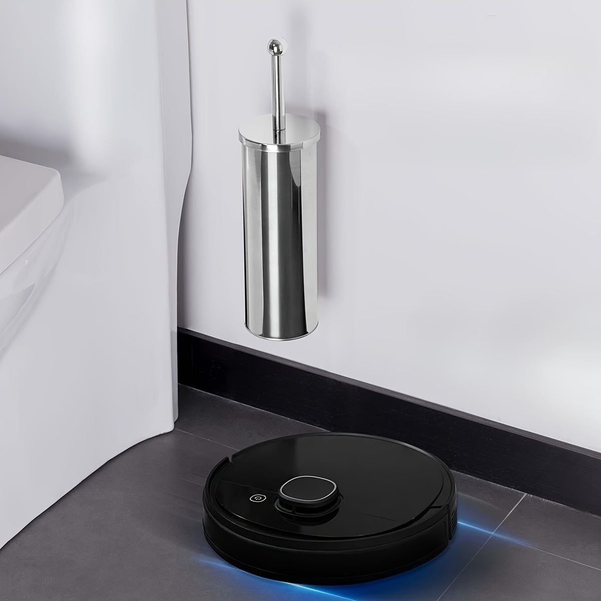 Elegant toiletbørste med langt håndtag og hygiejnisk holder