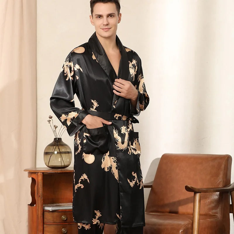 Elegant Silkekimono Sæt med Drageprint – Luksus Komfort