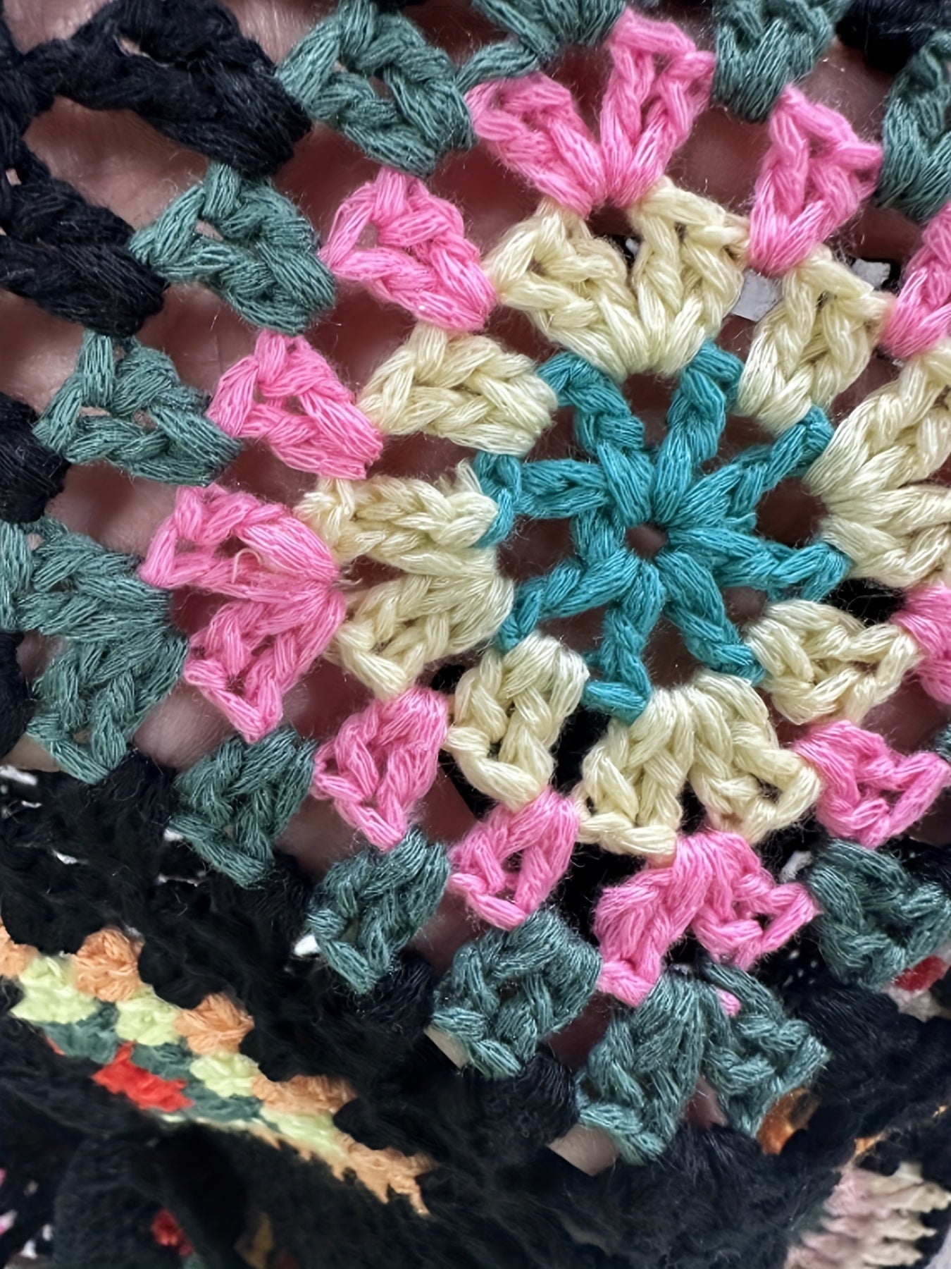 Handgjord boho-klänning i färgglad och bekväm stil