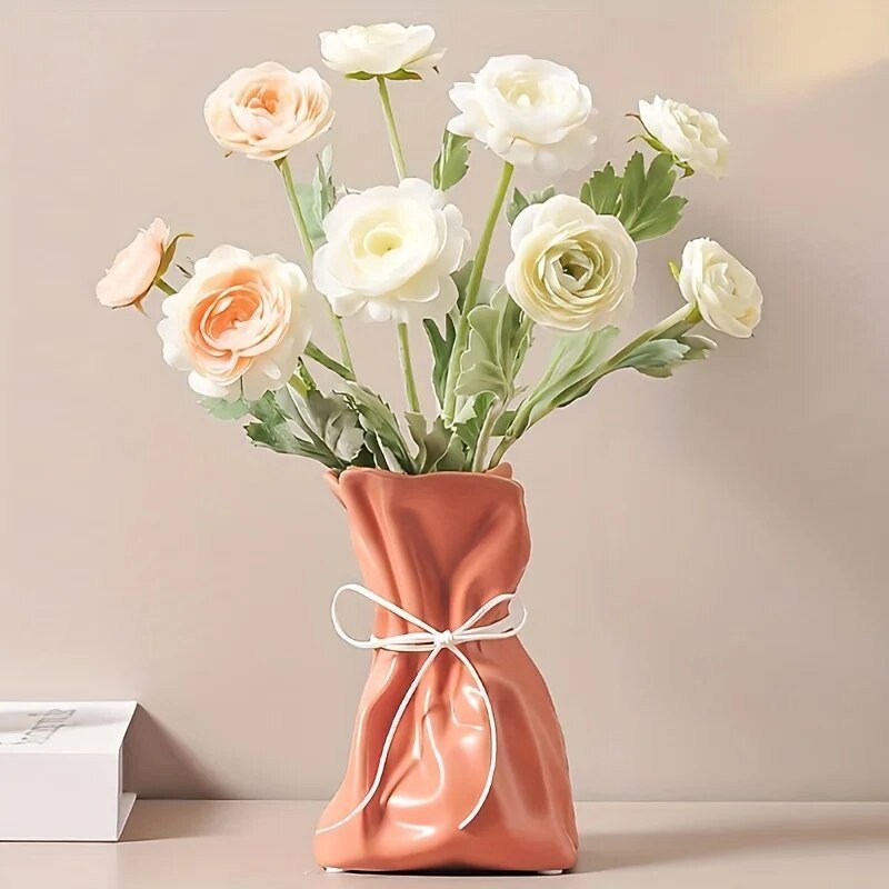 Elegant vase i genbrugsmateriale - Stilfuldt design - Miljøvenlig