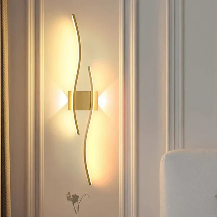 Moderne LED Væglampe i Bølgeform | 60×15 cm | Energibesparende og Blødt Lys