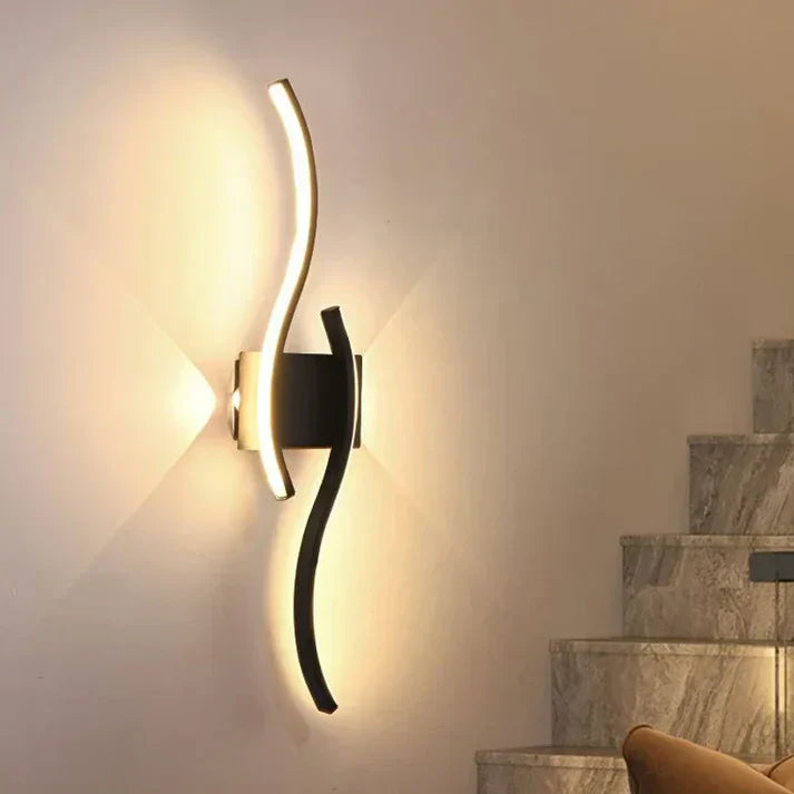 Moderne LED Væglampe i Bølgeform | 60×15 cm | Energibesparende og Blødt Lys