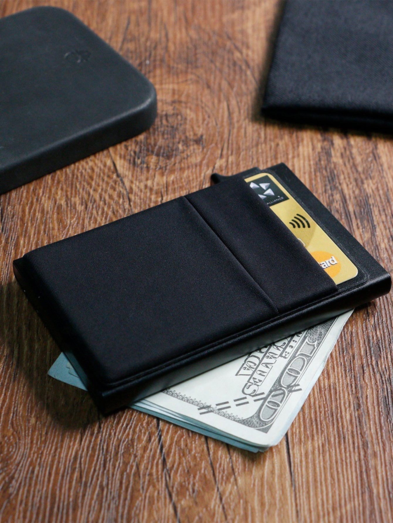 Slim Metal Kortholder med RFID Beskyttelse