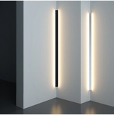 Elegant LED Væglampe i Sort - Stilfuld og Energibesparende
