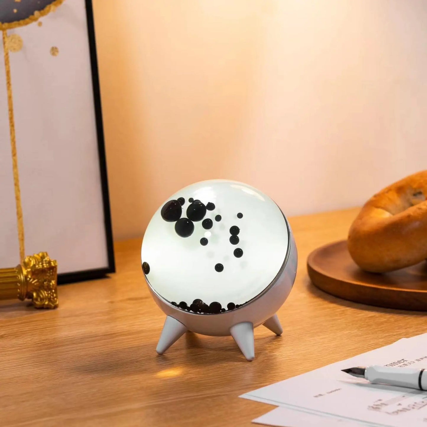 Ferrofluid Lampe med Bluetooth - Musikstyret Lysoplevelse
